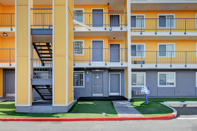 2900 E Charleston Blvd unit 80 – photo 4