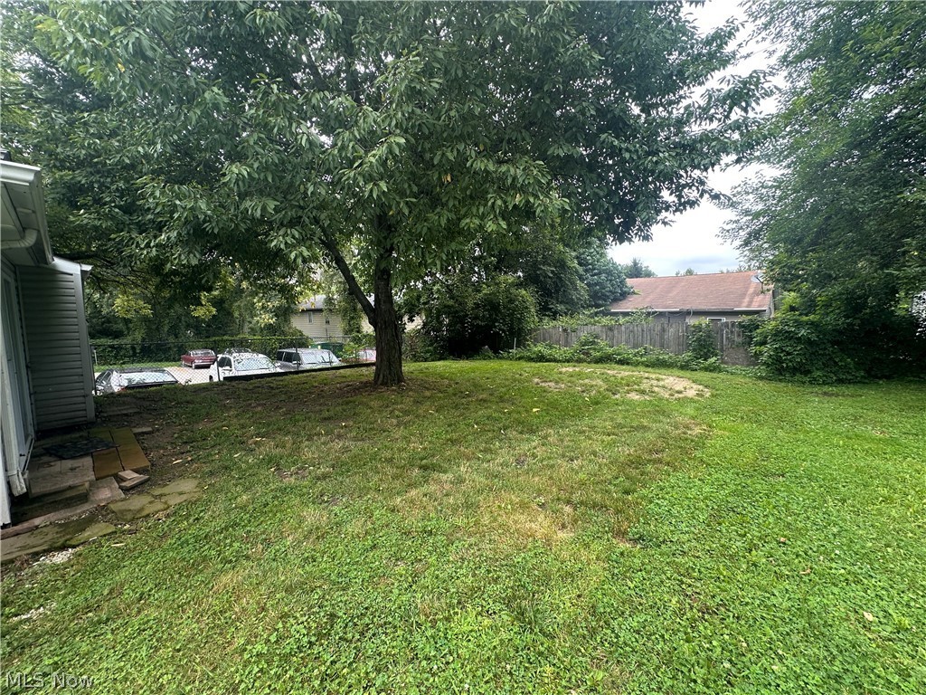 1495 Wildon Ave – photo 2