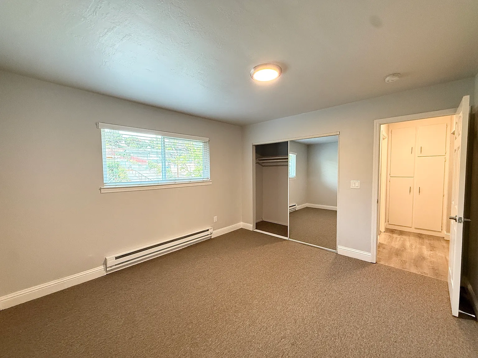 Mosaic Apartments – photo 1