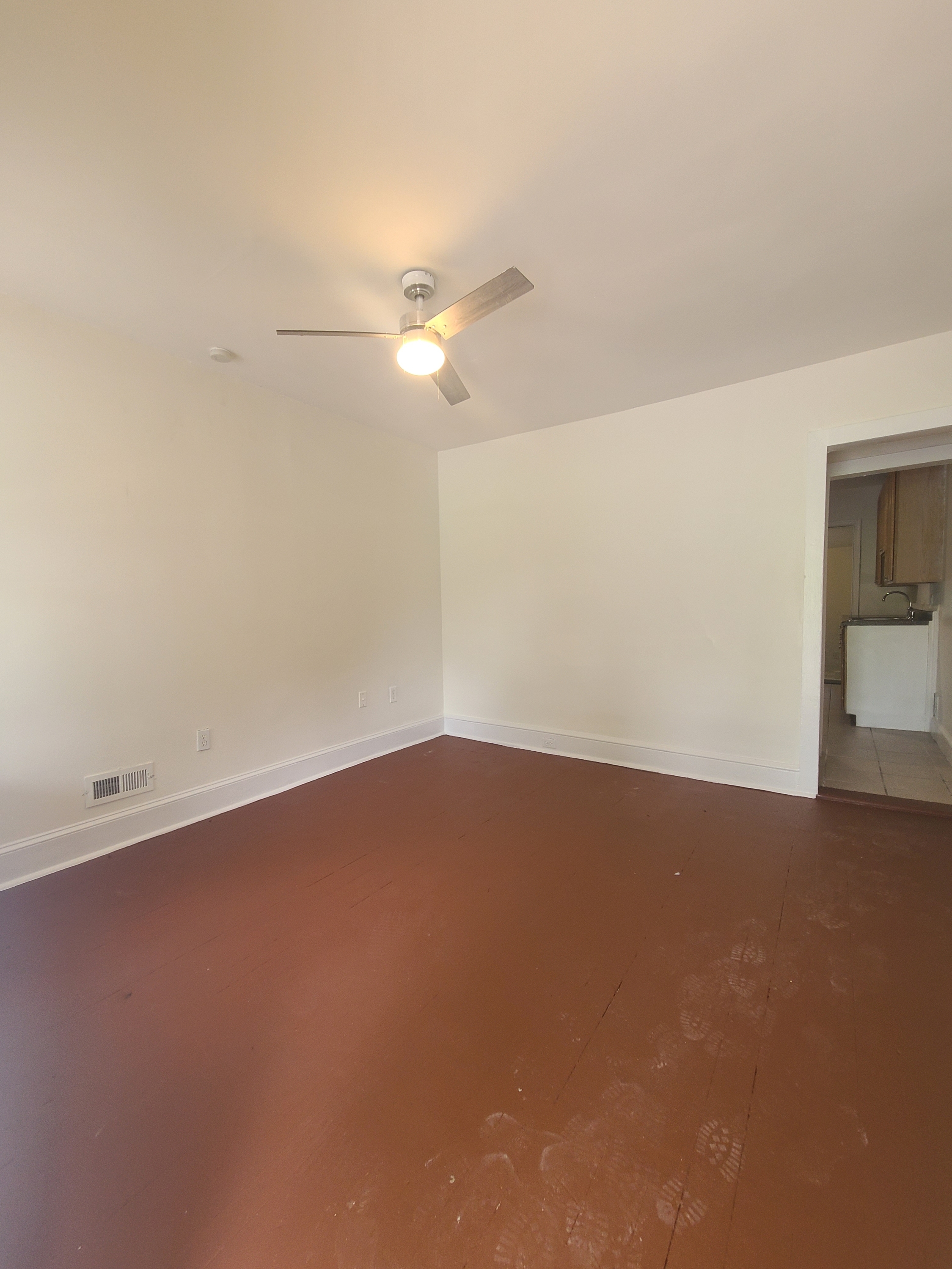 532 Walnut St unit 1 – photo 2
