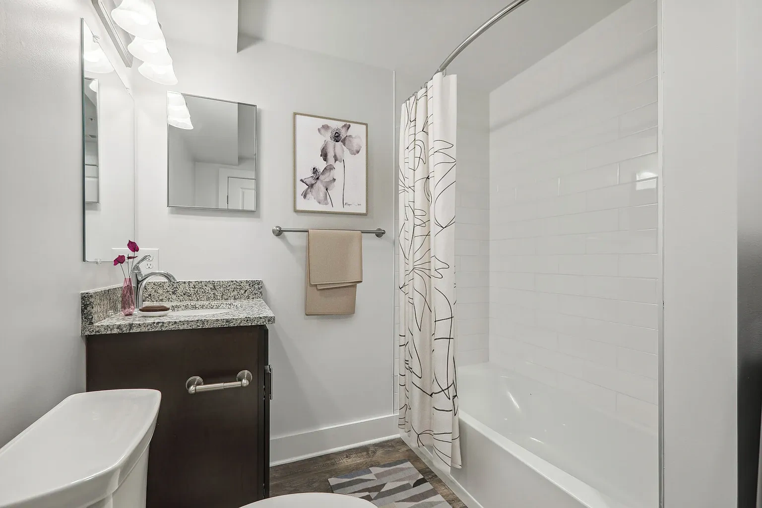 Tuscany Woods Apartments – photo 1