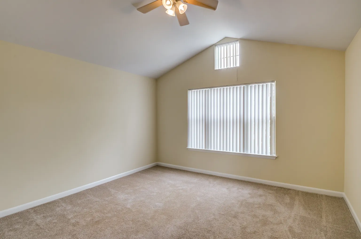 Bellevue - Liberty Military Housing – photo 1