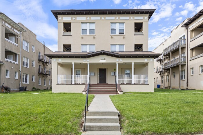 3407 Fairview Ave unit 12 – photo 2