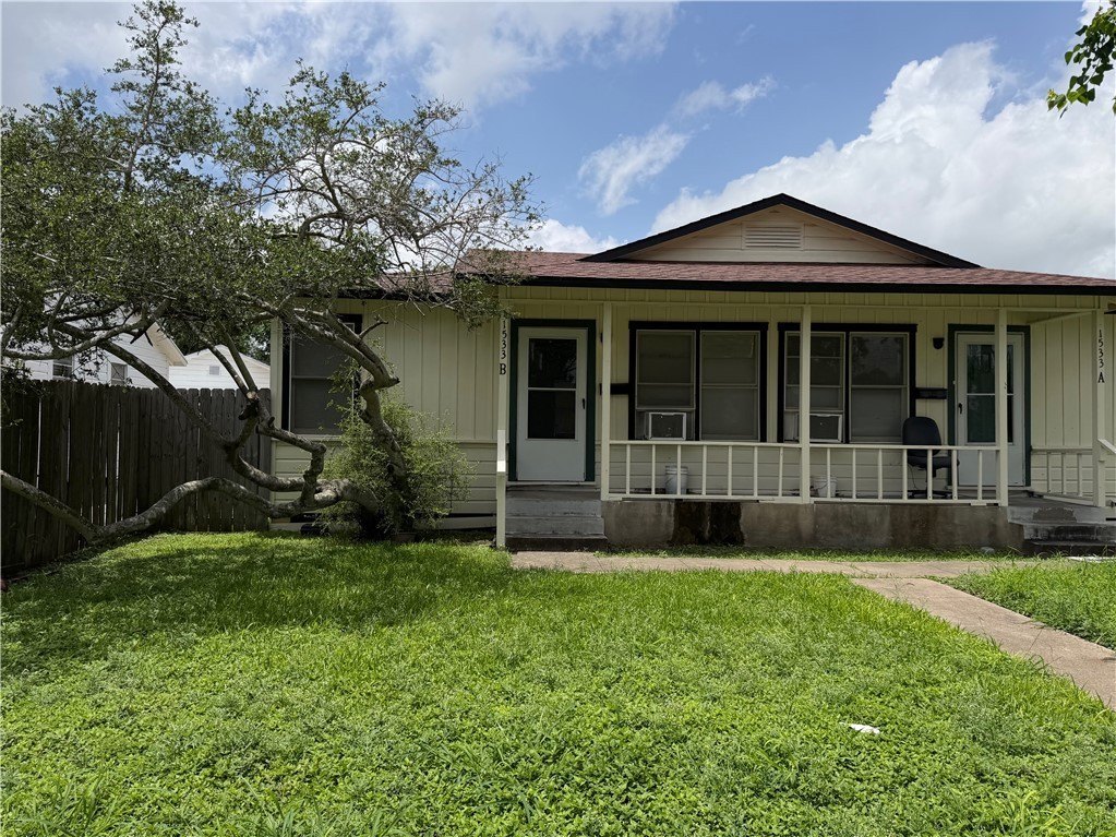 1533 Lazy Ln #B – photo 1