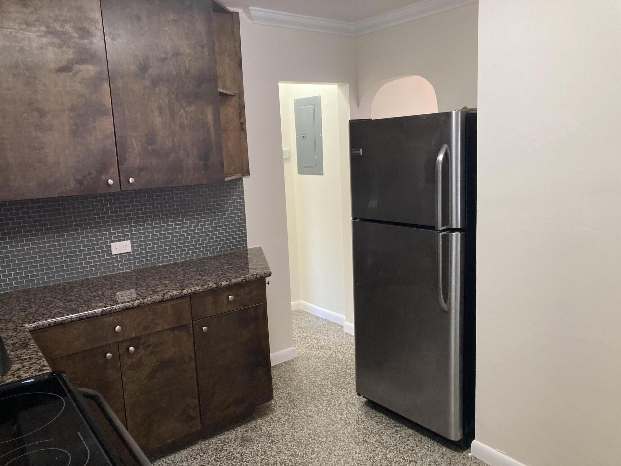714 8th Ave N – photo 5