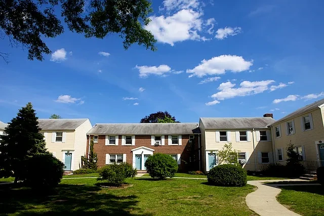 Real Estate Growth Advisors - Long Branch Apartment Communities – photo 2