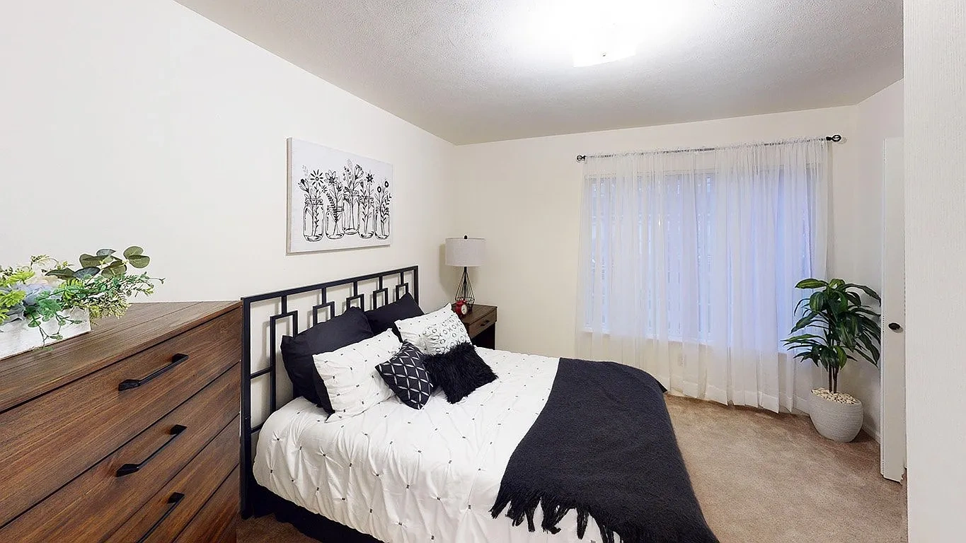 Tracy Creek Apartment Homes – photo 4
