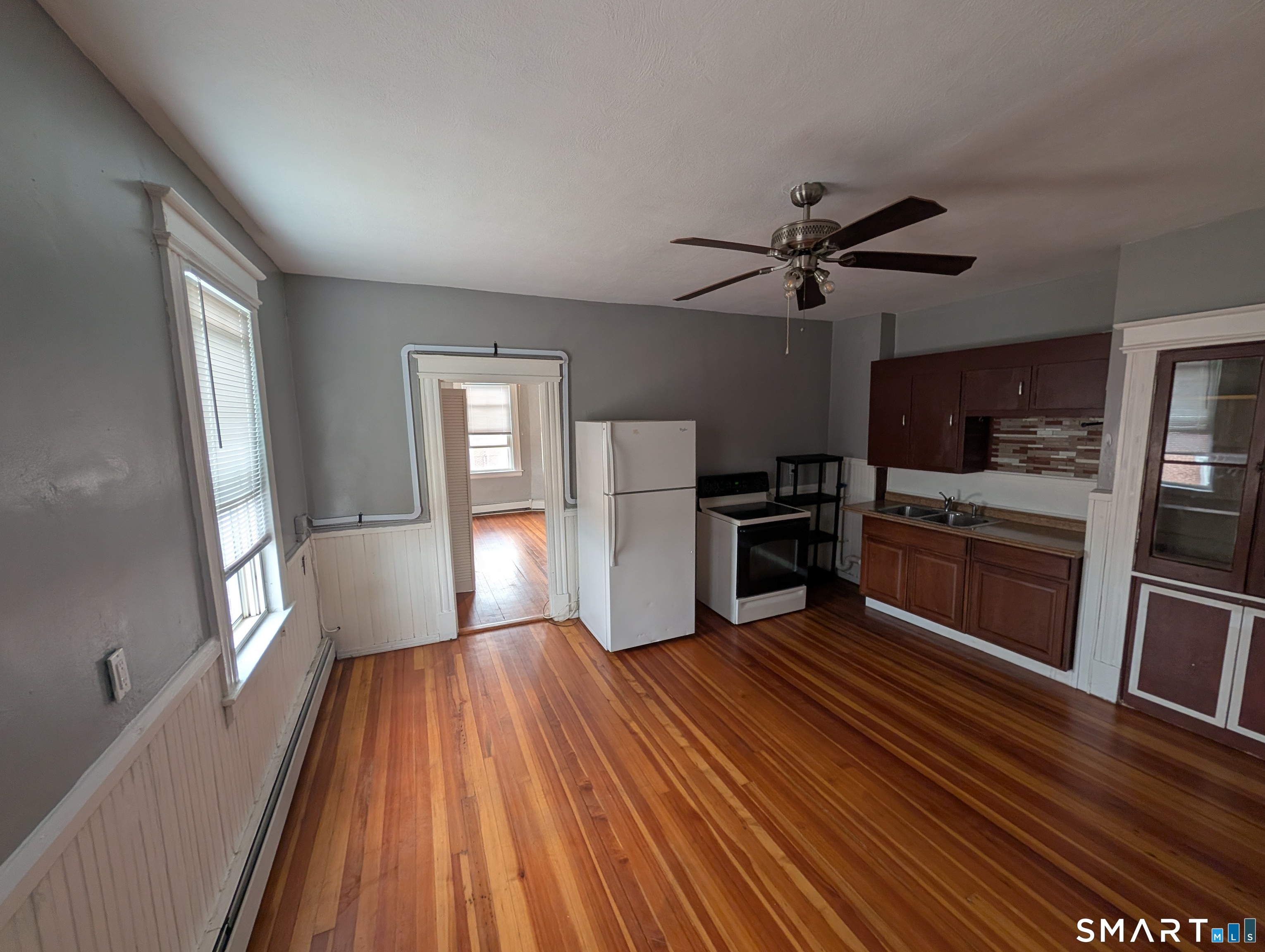 23 Lyman St unit 3E – photo 4