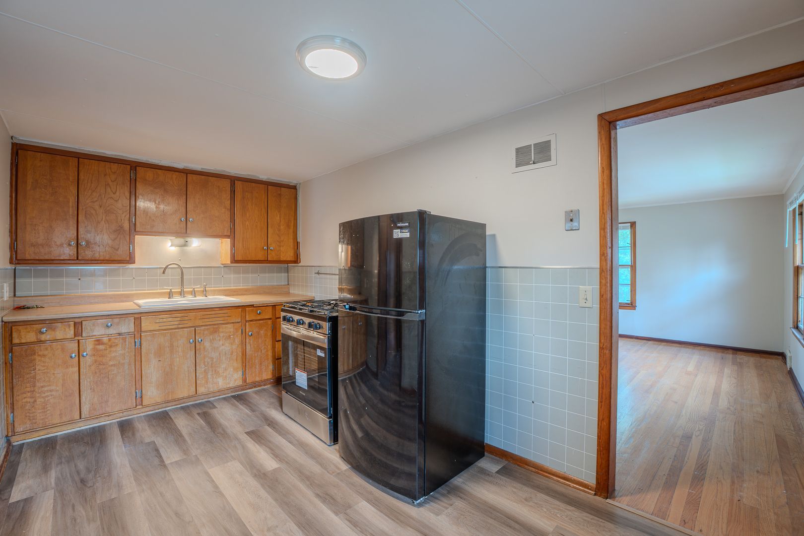 430 N Oak St unit 3 – photo 4