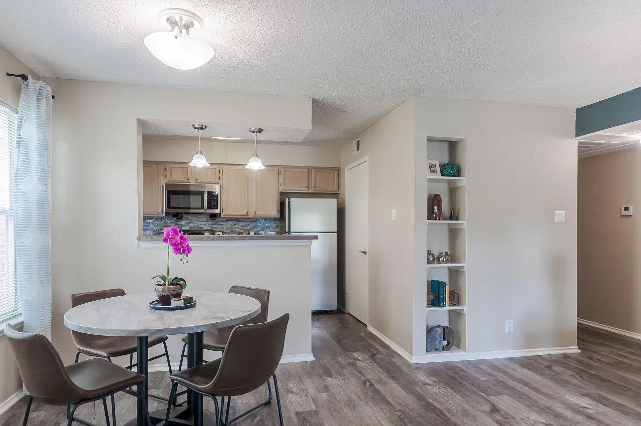 Club at North Hills Apartment Homes – photo 2