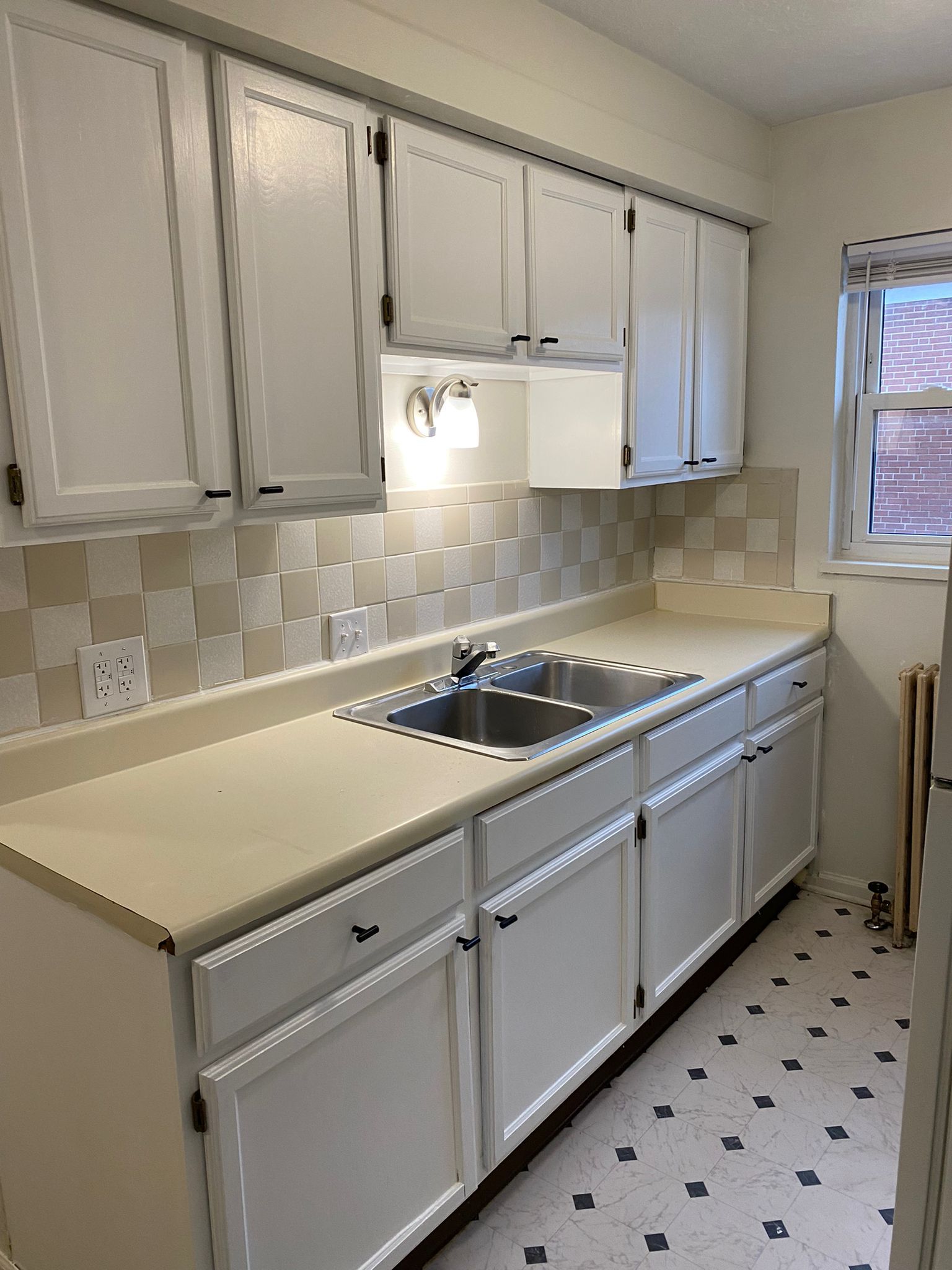 1580 Glenbeck Ave unit 4 – photo 2