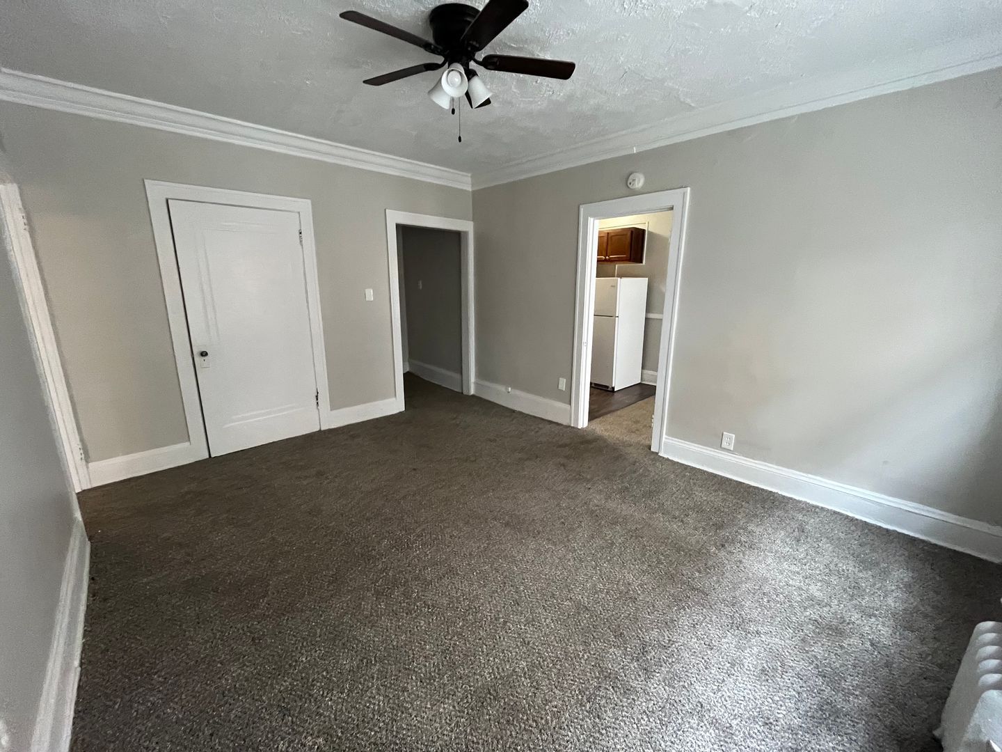 2684 Mayfield Rd unit Unit 3 – photo 4