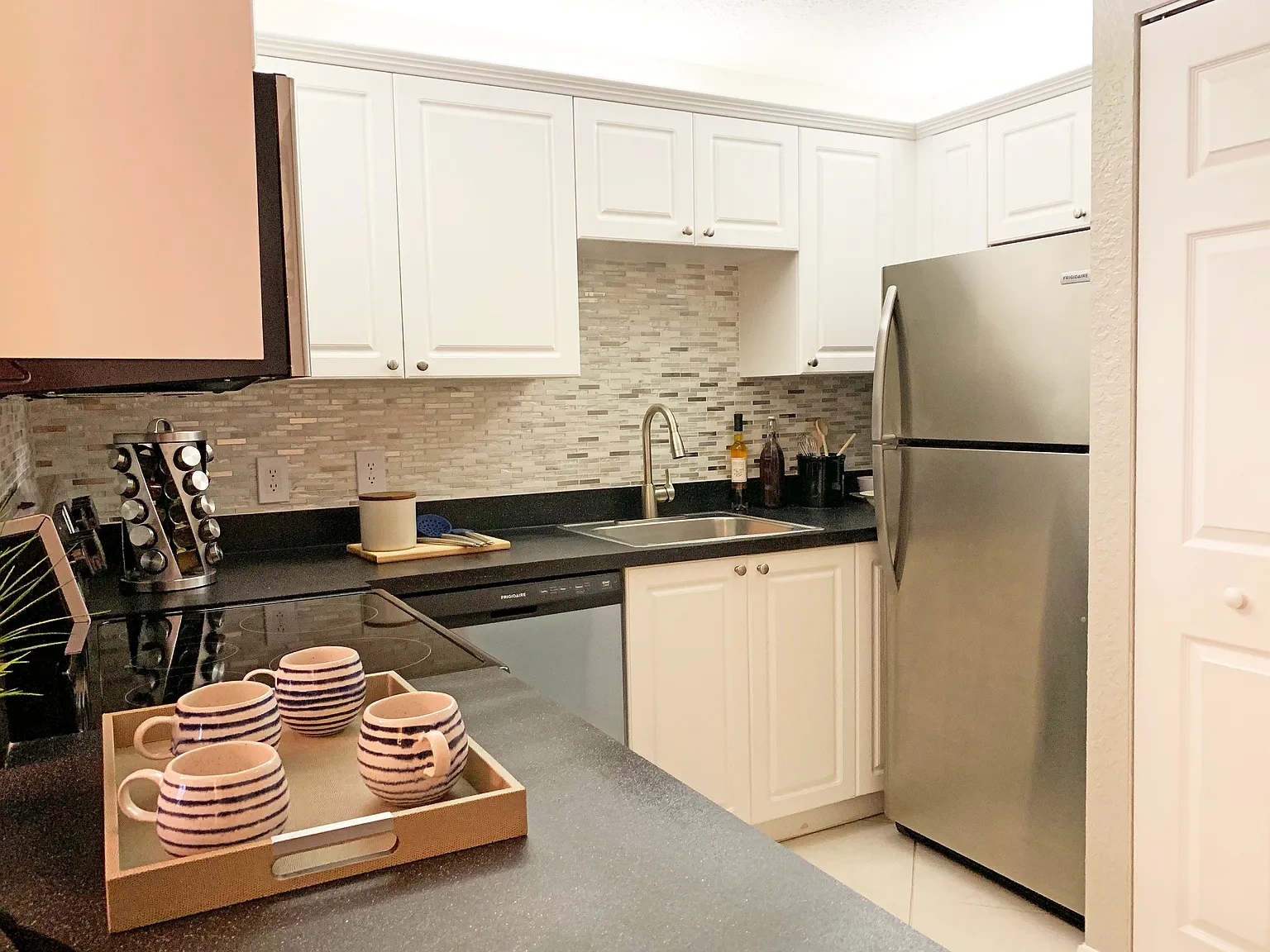 4120 at Palm Beach Gardens Apartments – photo 3