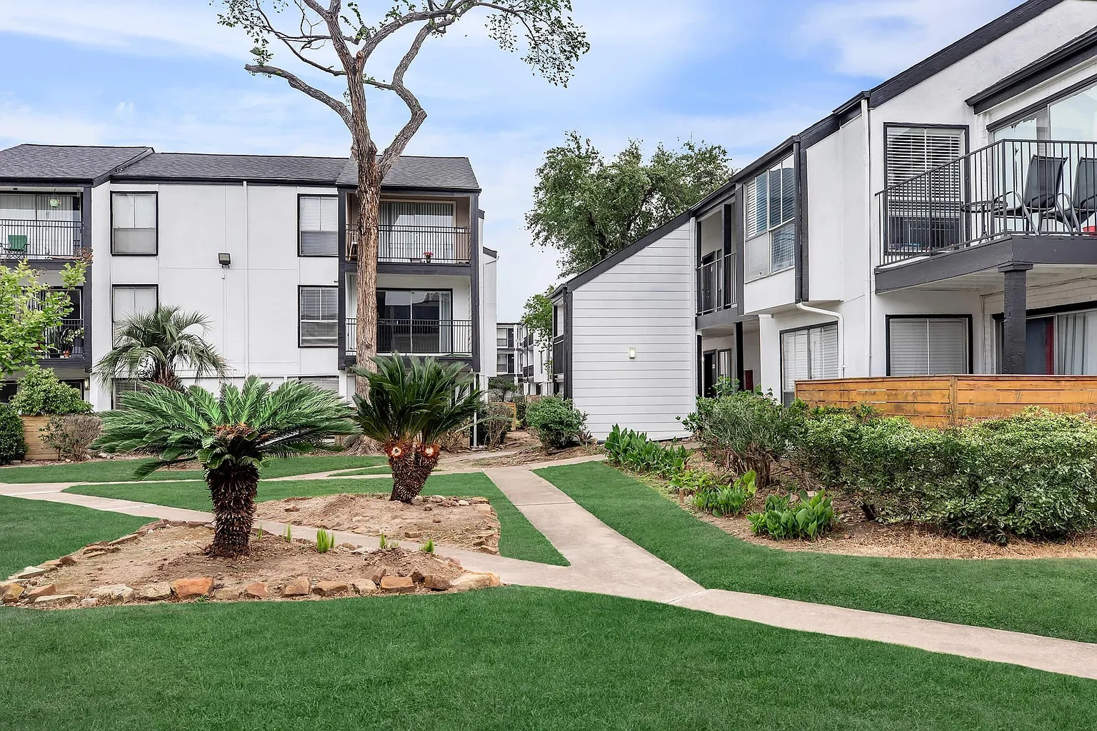 Bayou Park Apartments – photo 3
