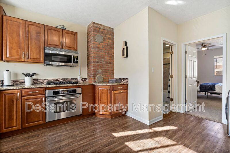 1129 Brabec St unit # 1 – photo 4