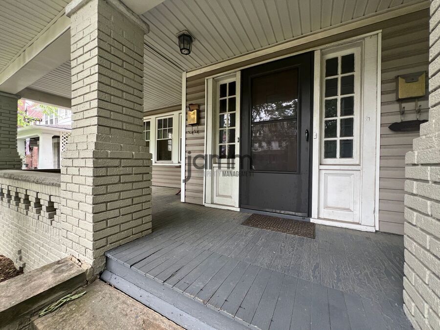 3079 Meadowbrook Blvd – photo 2