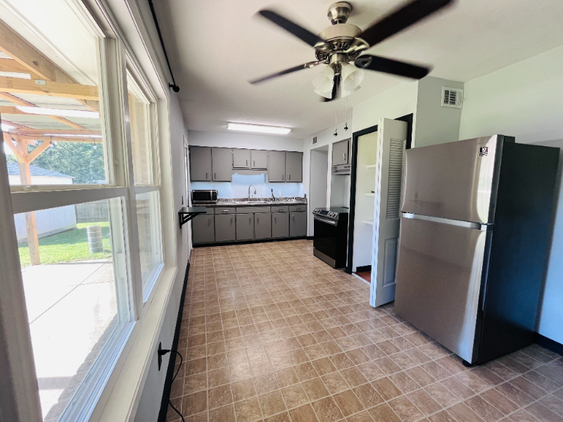 4617 Kirk Ln – photo 4