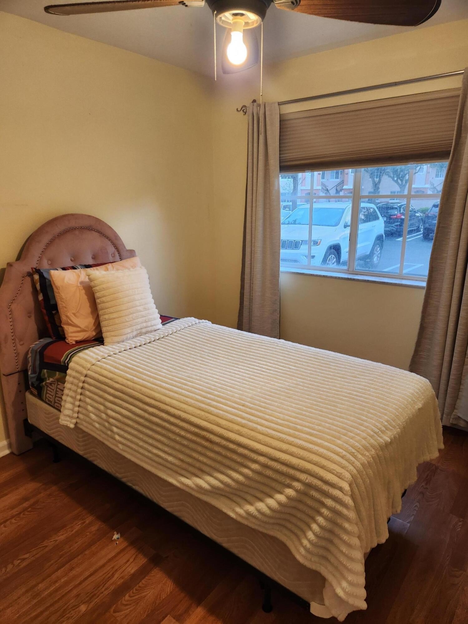 3760 N Jog Rd – photo 2