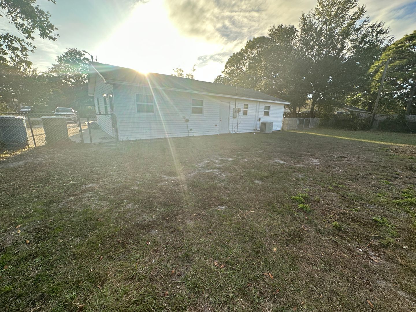 318 Wallington Rd – photo 2