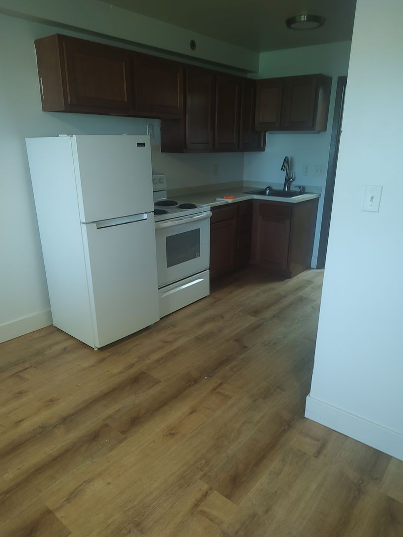 3710 Douglas Ave unit 104 – photo 3