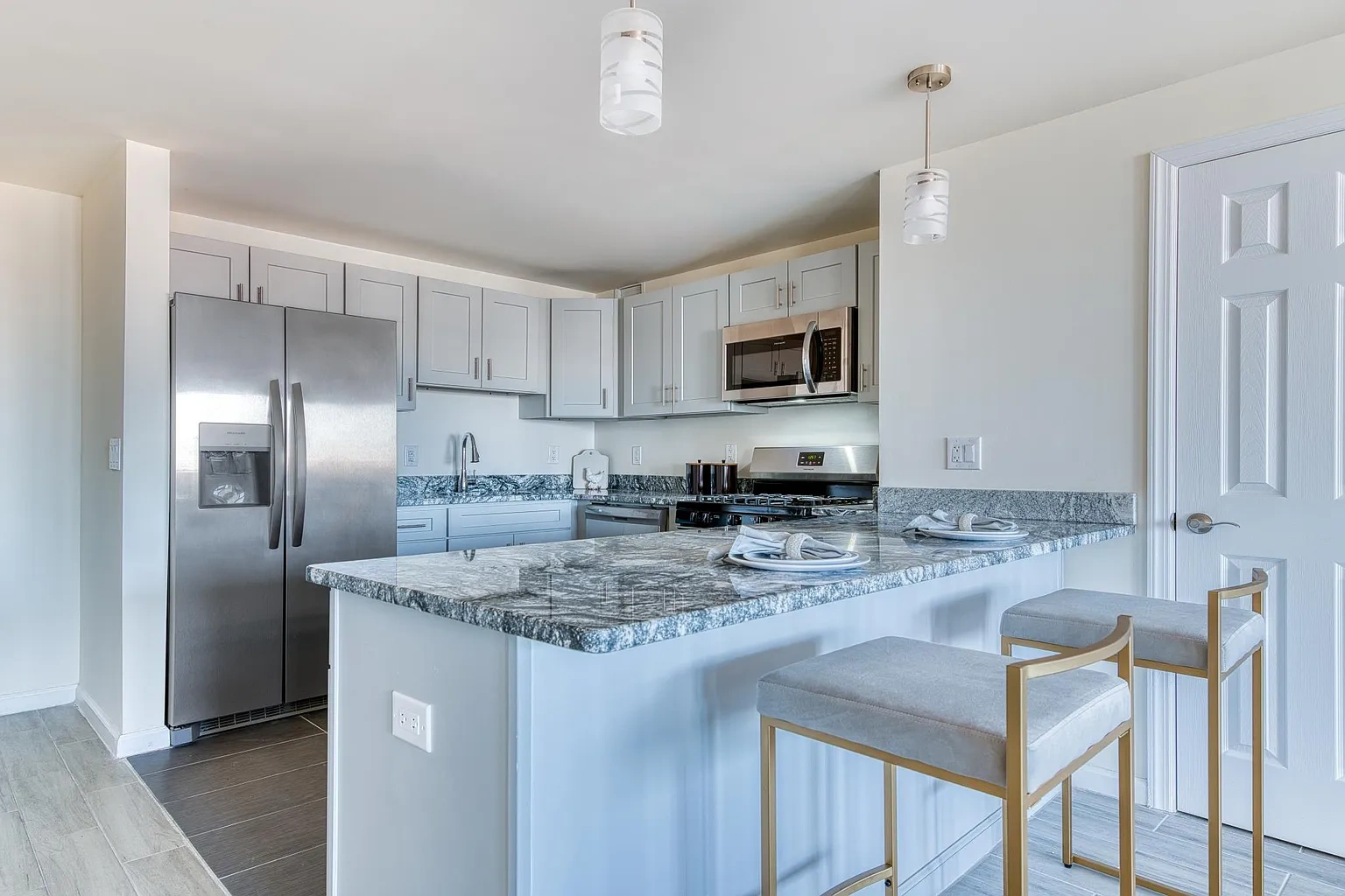 123 S Munn Avenue – photo 3