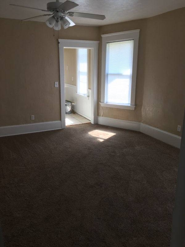 1249 Addison Rd unit Up – photo 4