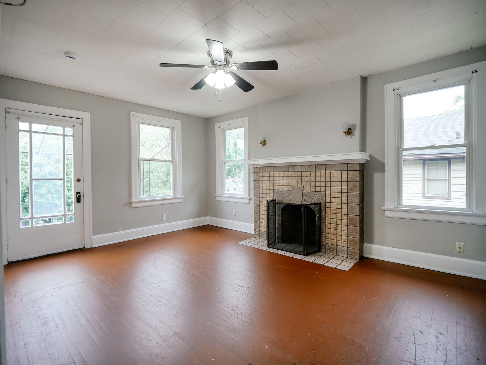 2730 Shaffer Ave unit 2 – photo 2