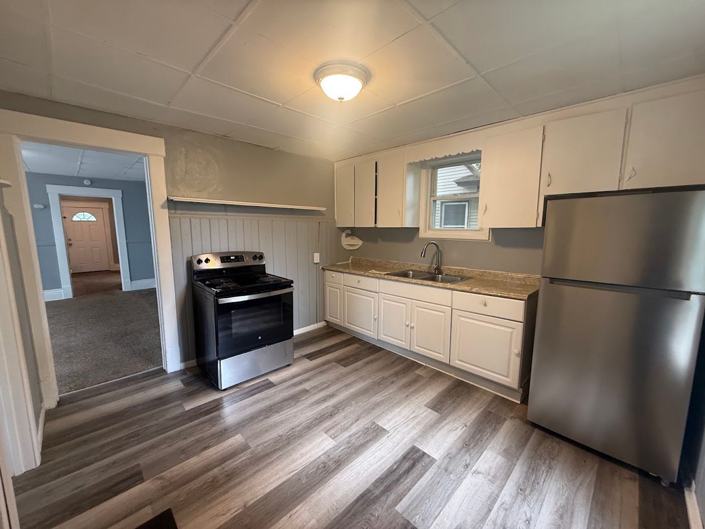 812 Green Ave SW – photo 5