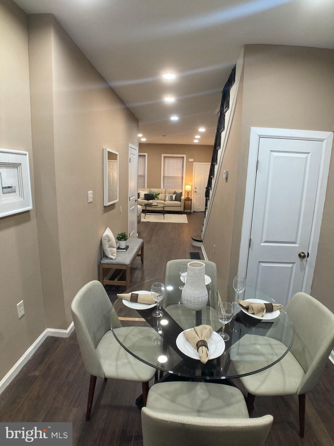 2060 E Orleans St – photo 4