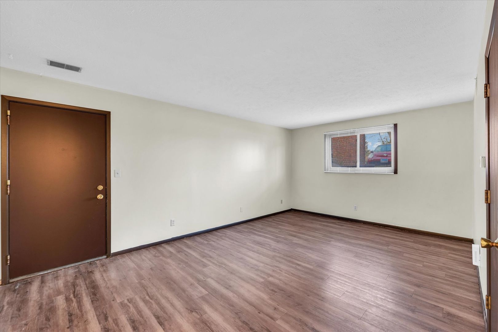 6 Willedrob Rd unit 16 – photo 3