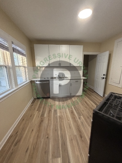 4427 W 49th St – photo 3