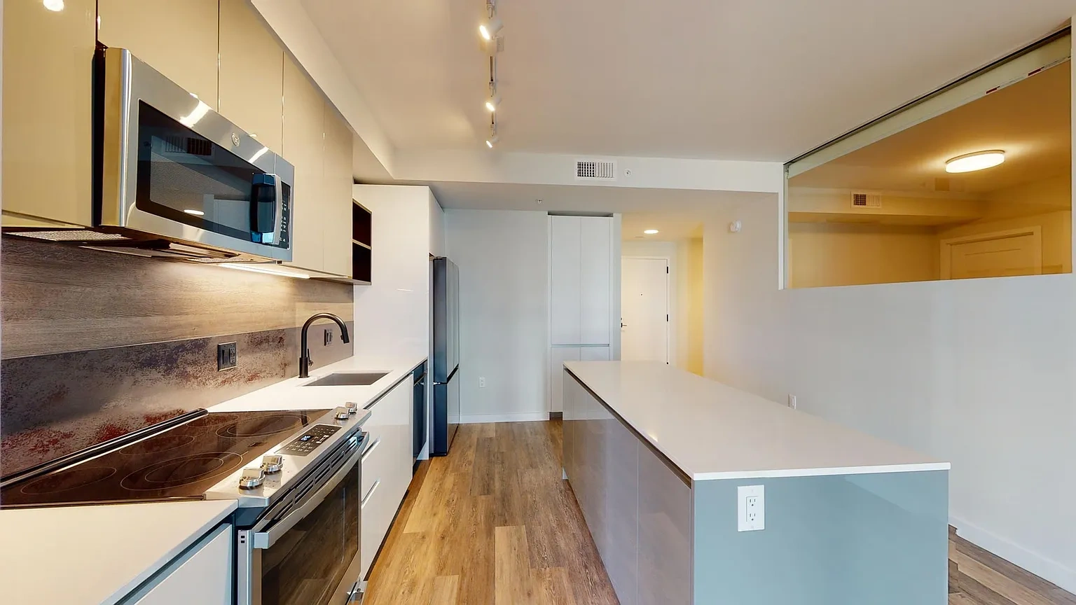 The MO – Floor plan