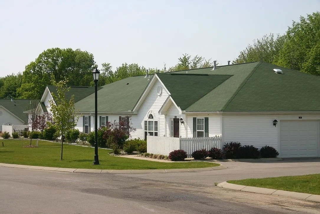 Hermitage Hills Apartments – photo 3