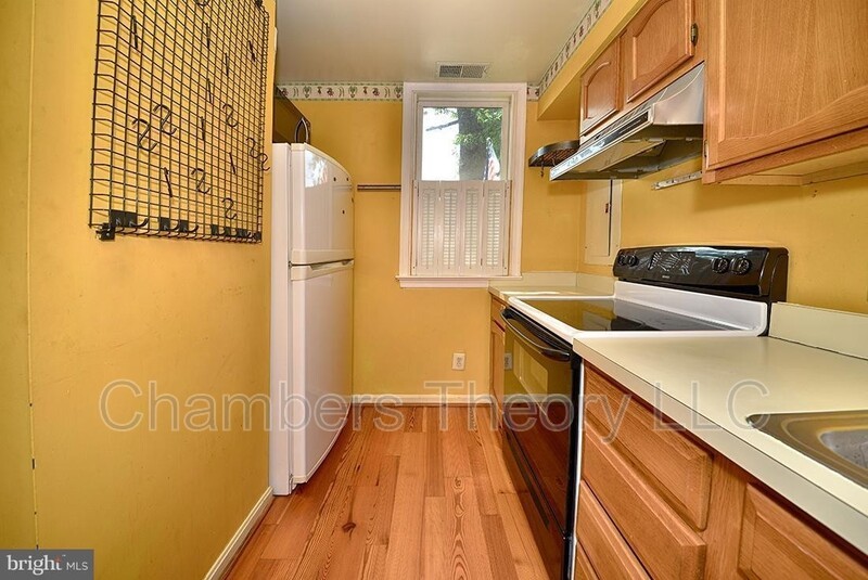 223 N West St – photo 4