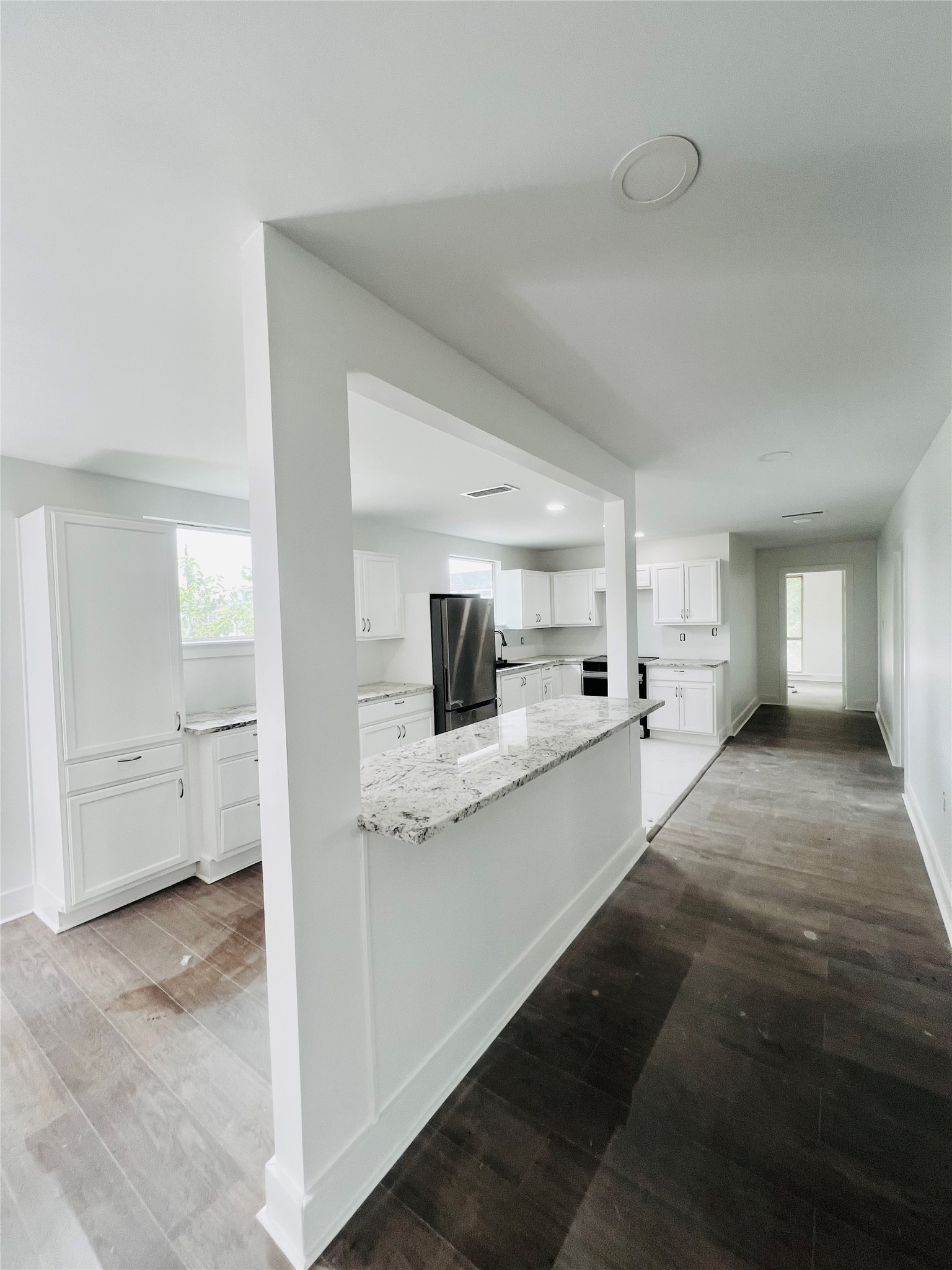 1713 Winter St – photo 4