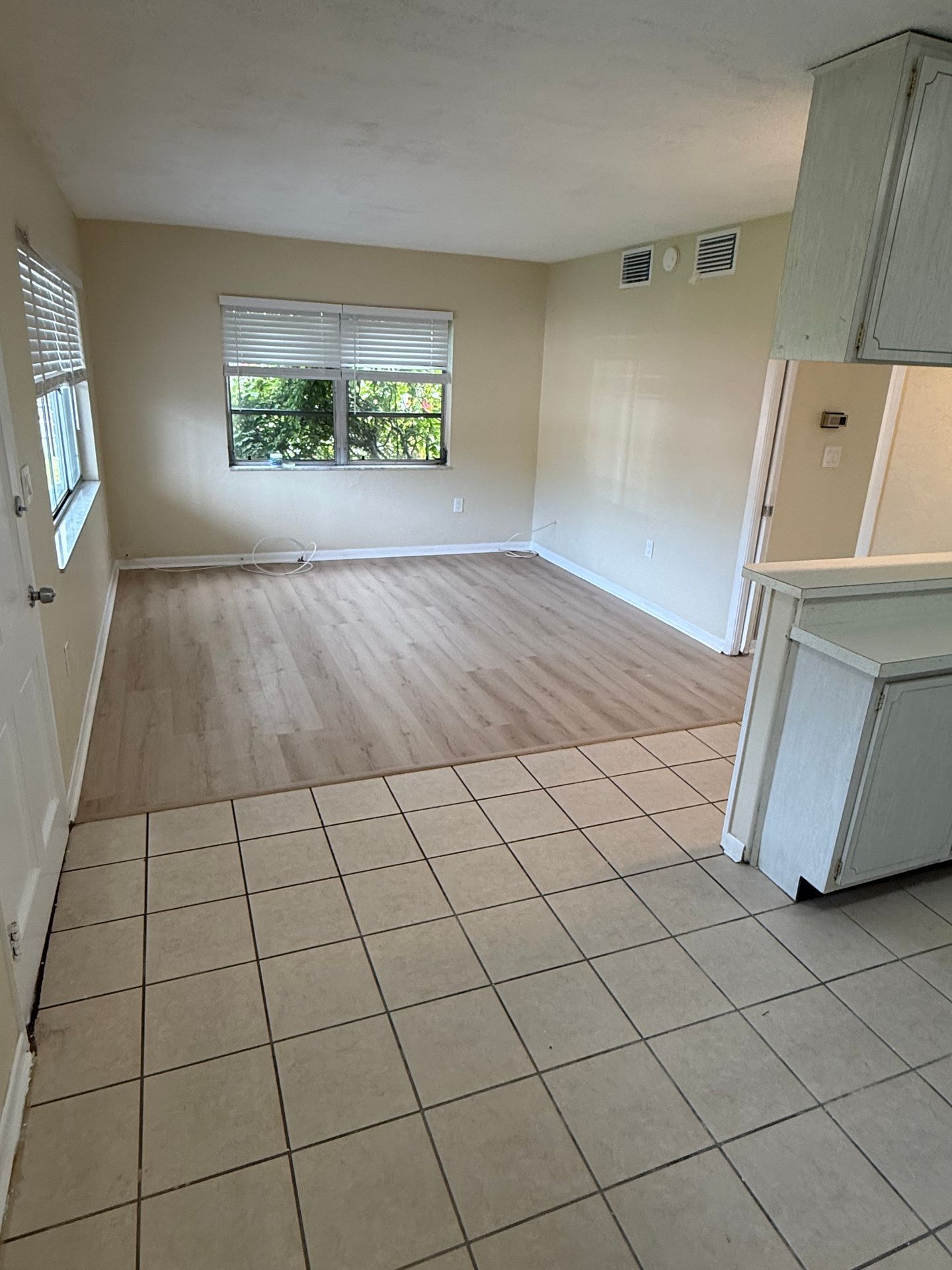 2099 Kings Hwy unit 1 – photo 2