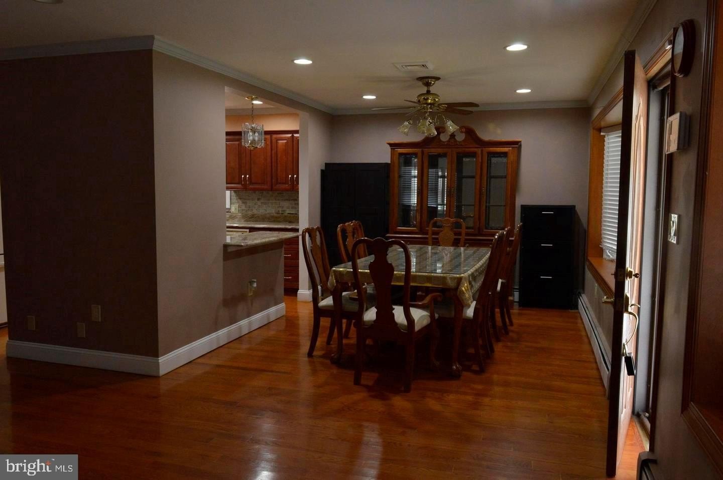 3131 Clive Ave – photo 5