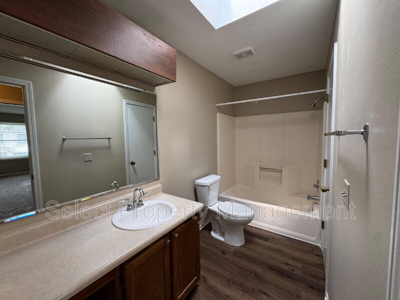 5412 Evard Rd – photo 2