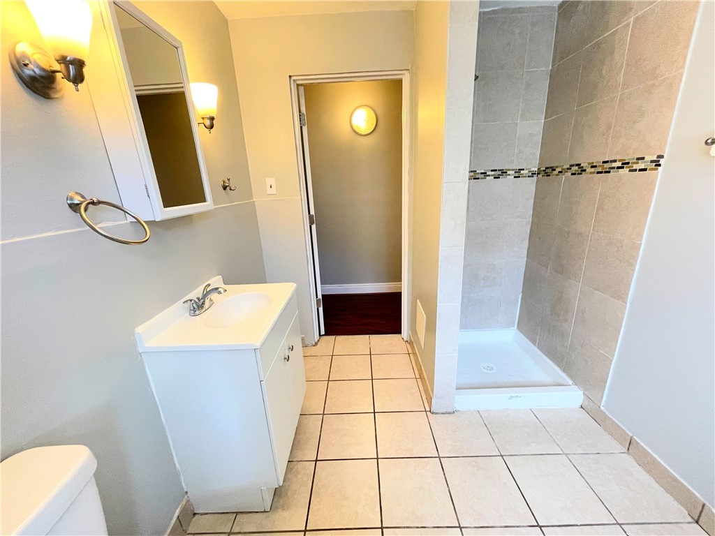 5544 Baywood St unit 3 – photo 3