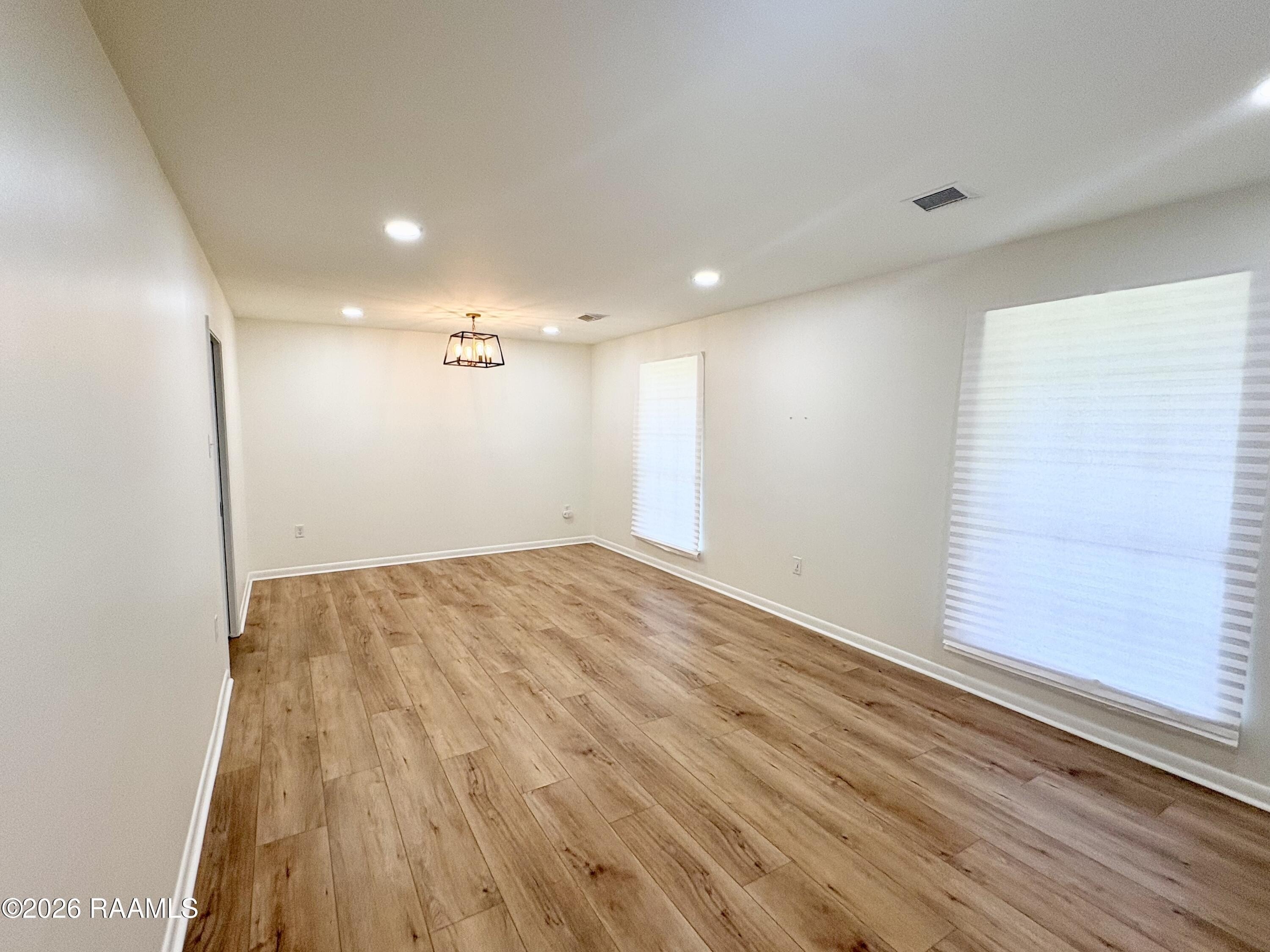 10021 E Tampa Dr – photo 4
