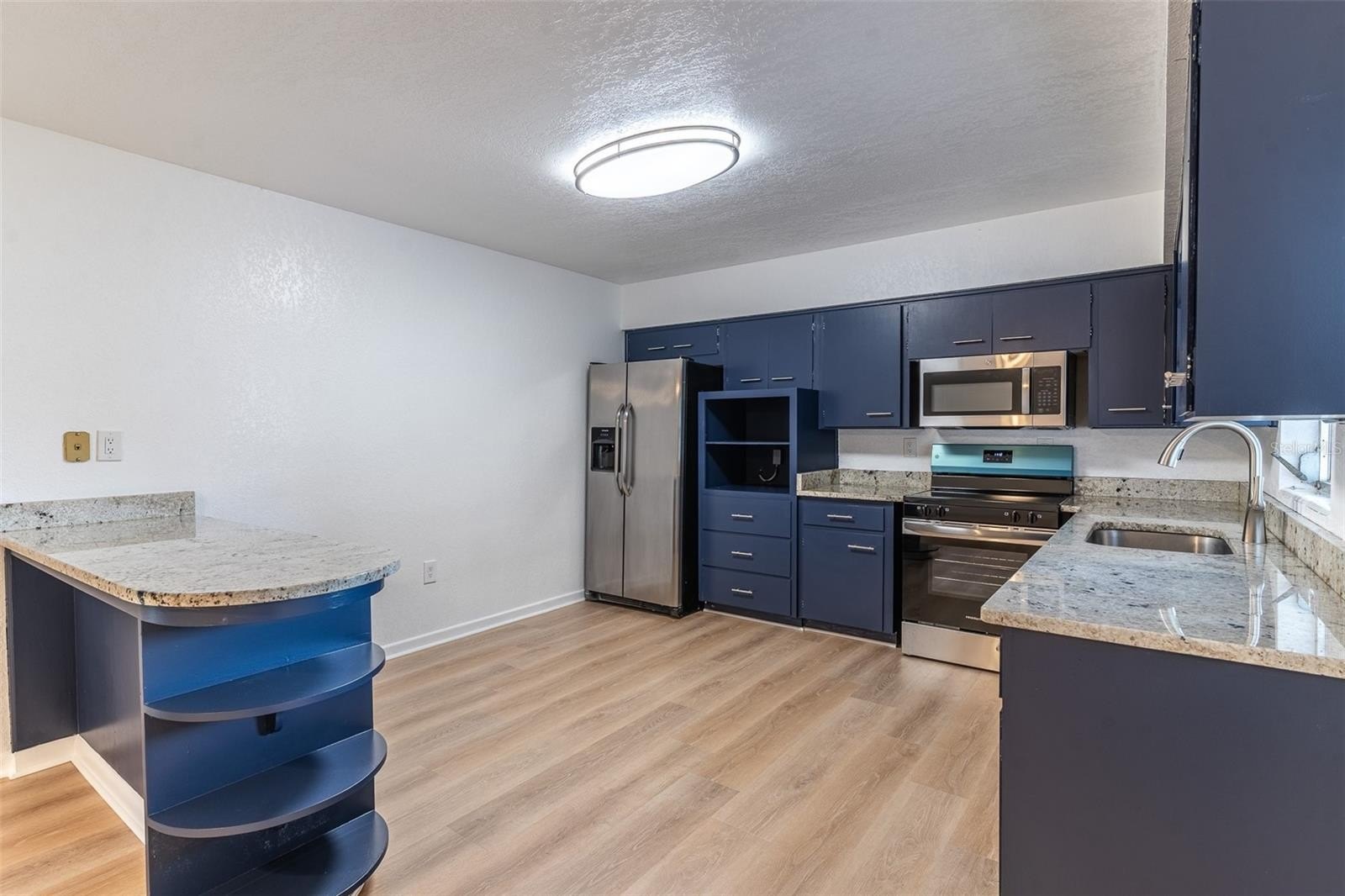 145 Beverly Dr – photo 3