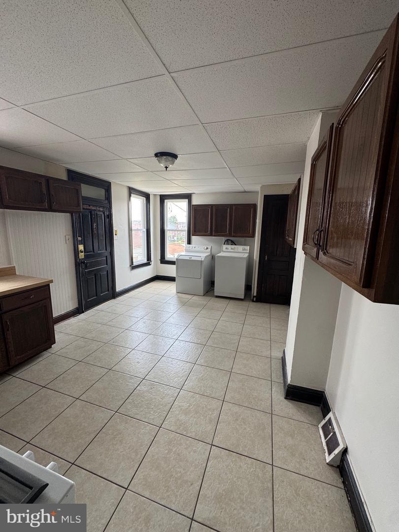 642 Pennsylvania Ave unit 2 – photo 2