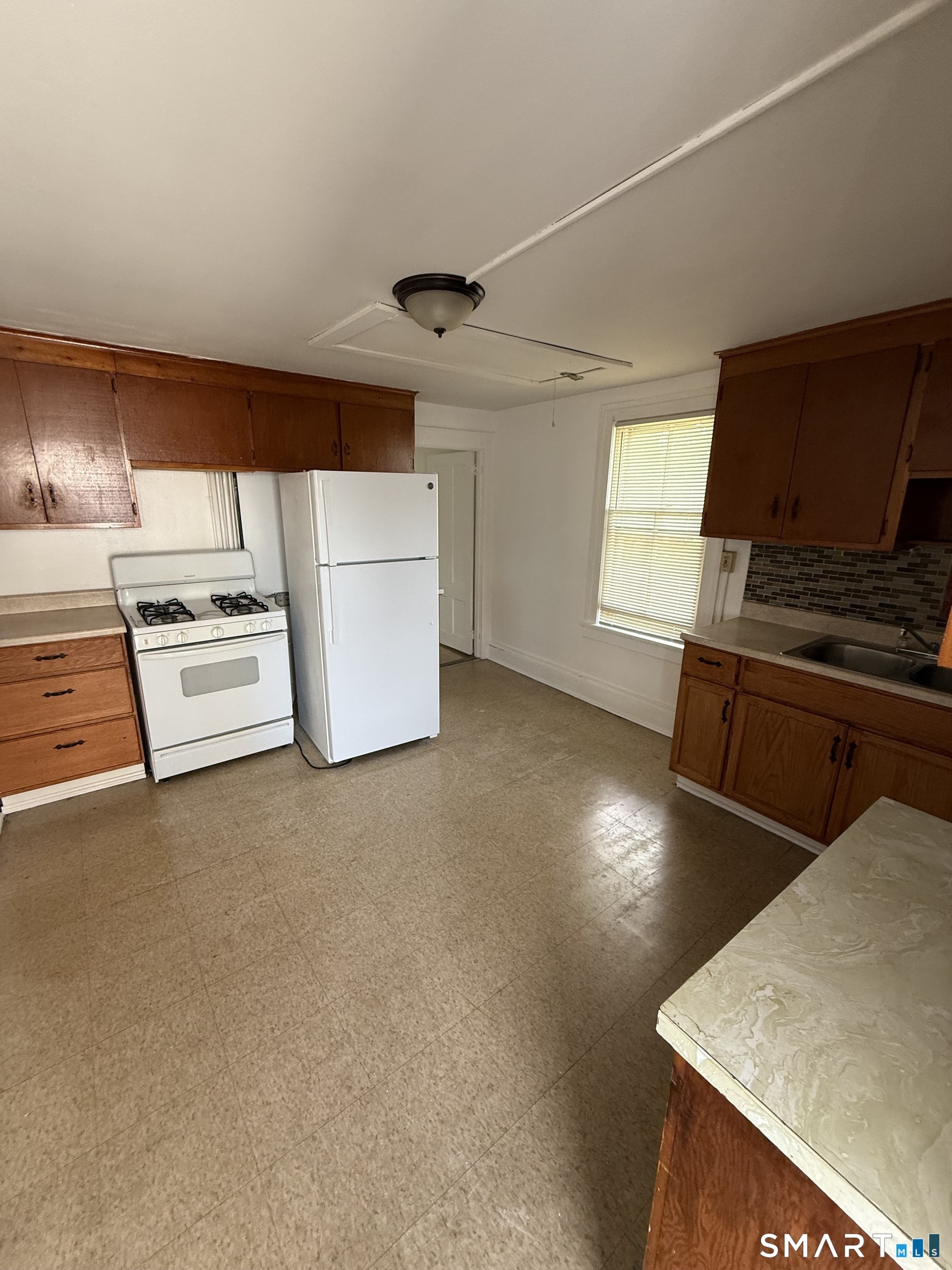 39 Grand St unit 4 – photo 2
