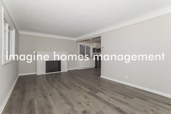 27811 Knickerbocker Rd – photo 4