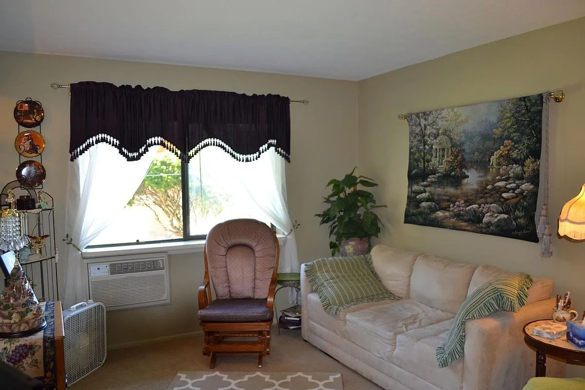 Willo Vu Apartments of Eastlake – photo 3