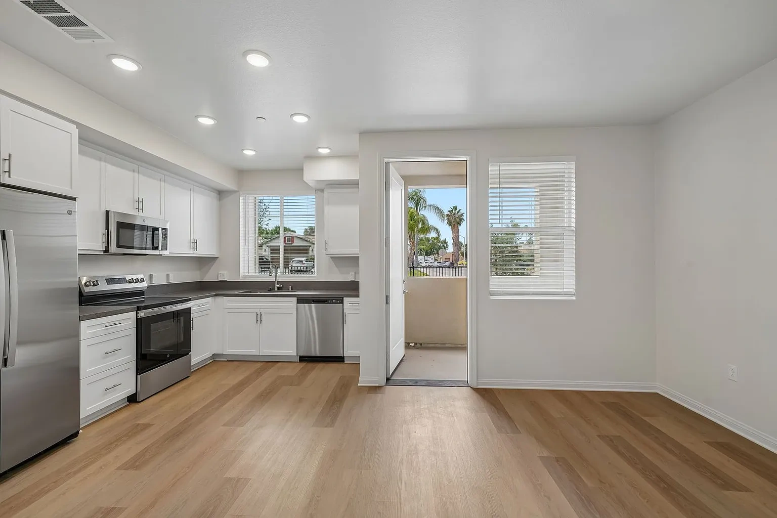 Gallery Park Apartments – photo 4