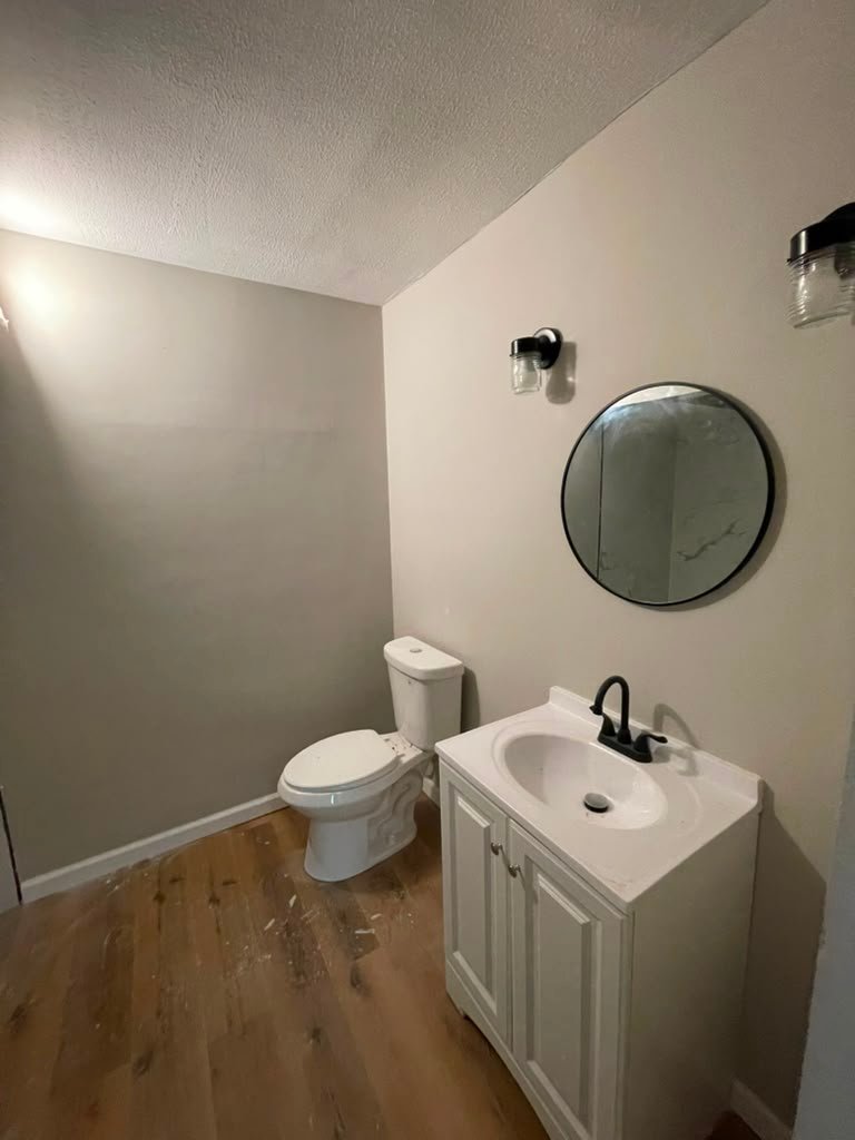 720 E 258th St – photo 2