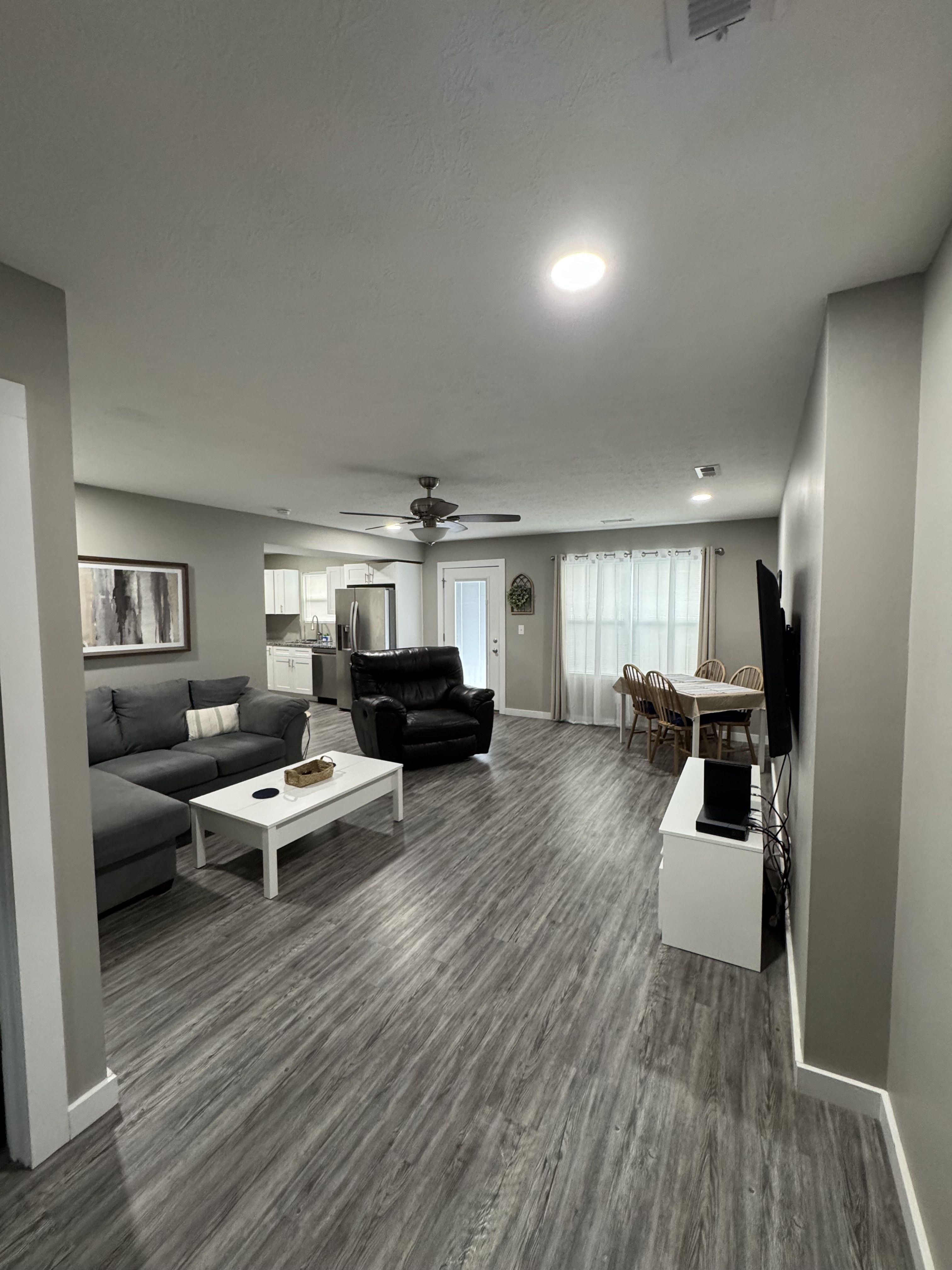 241 Berry Ln unit 241 – photo 3