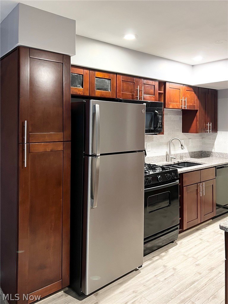 20301 Shelburne Rd #9B – photo 4