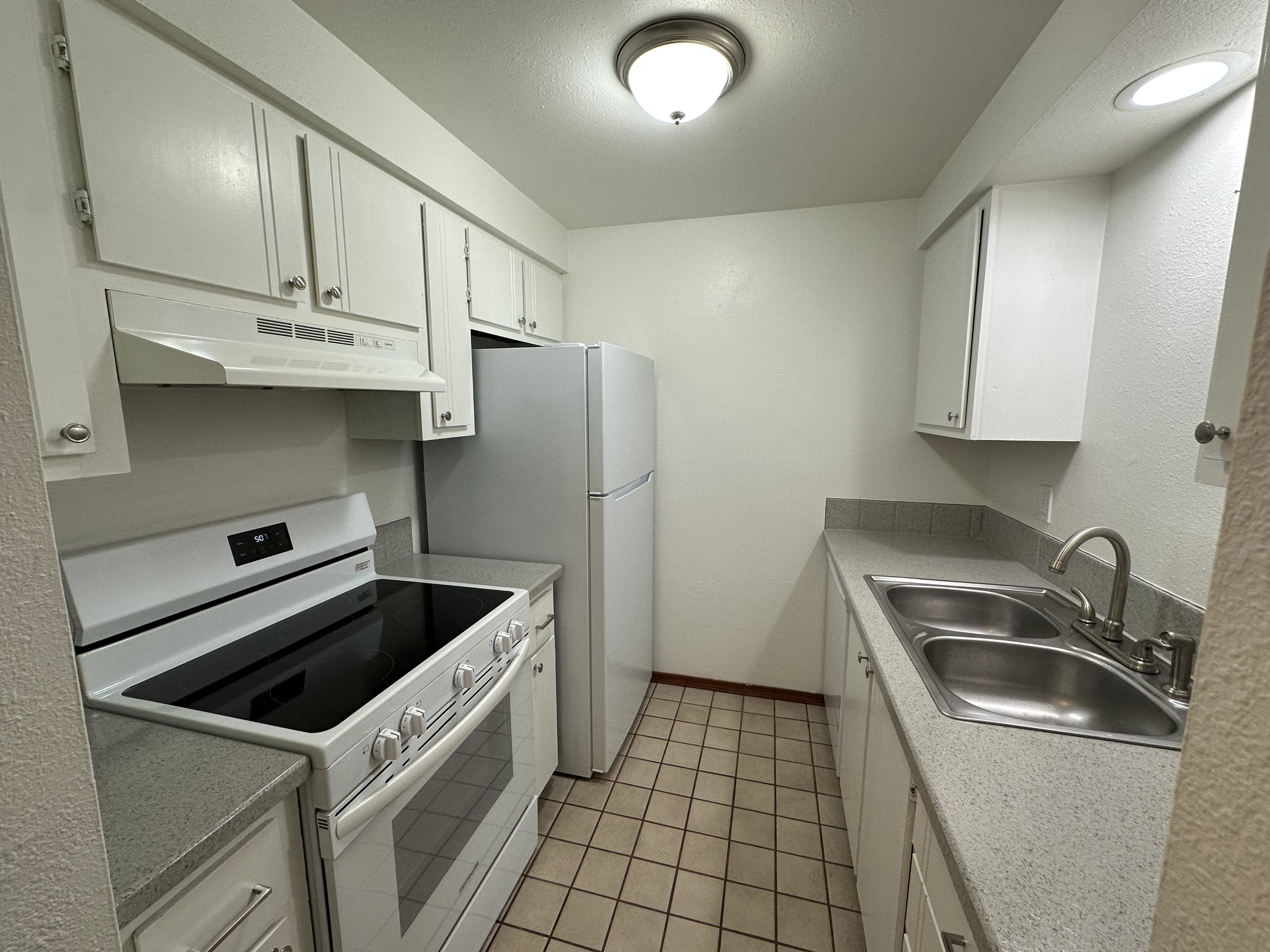 1723 W 8th Ave unit 4 – photo 1